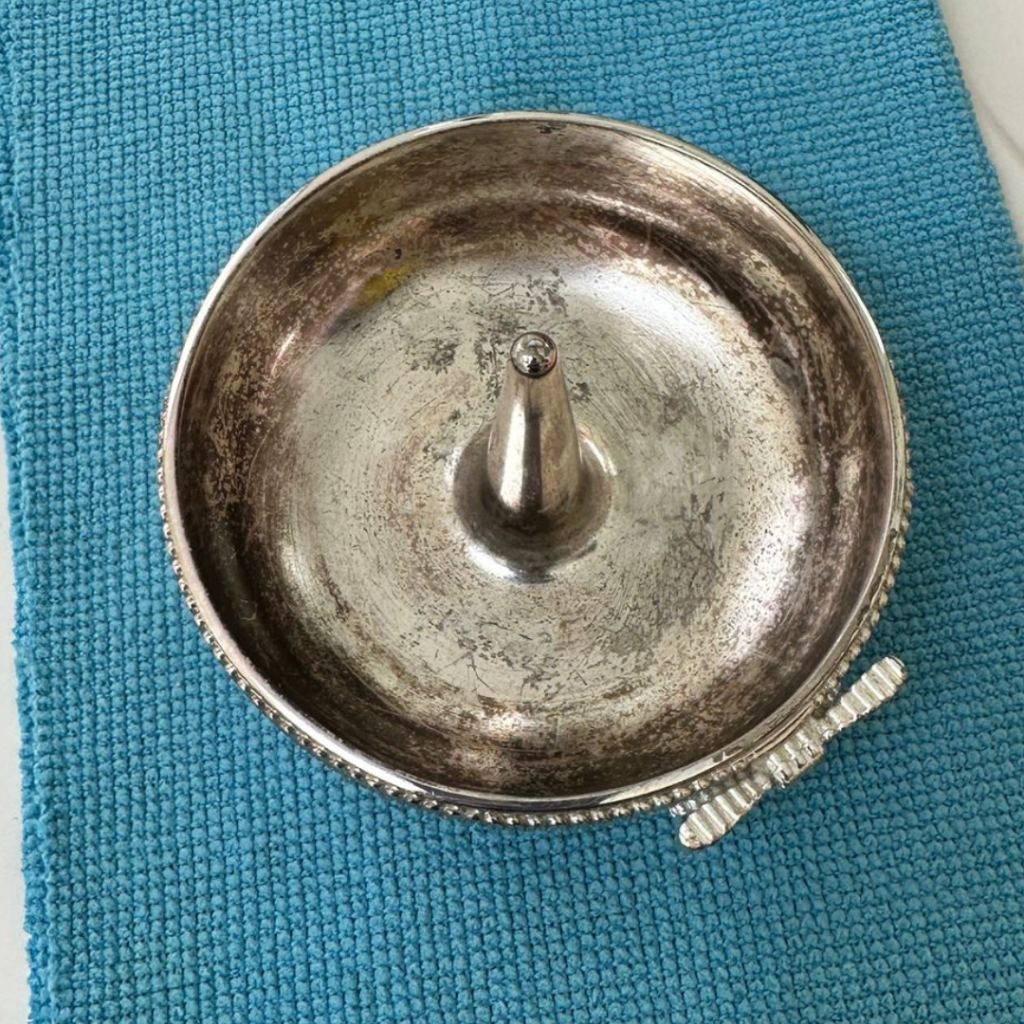 Jewelry Dish Cleaning Before